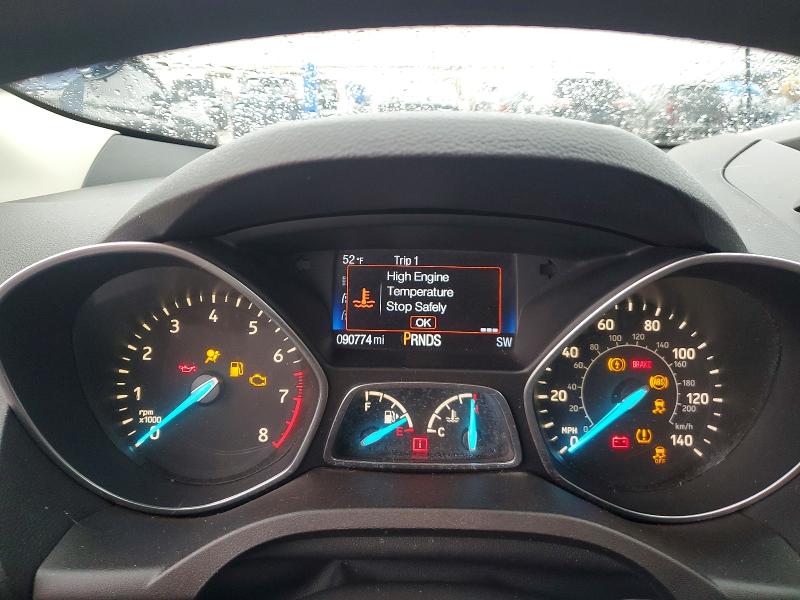 Photo 9 from auction – 2017 FORD ESCAPE with VIN 1FMCU9GD1HUD73885