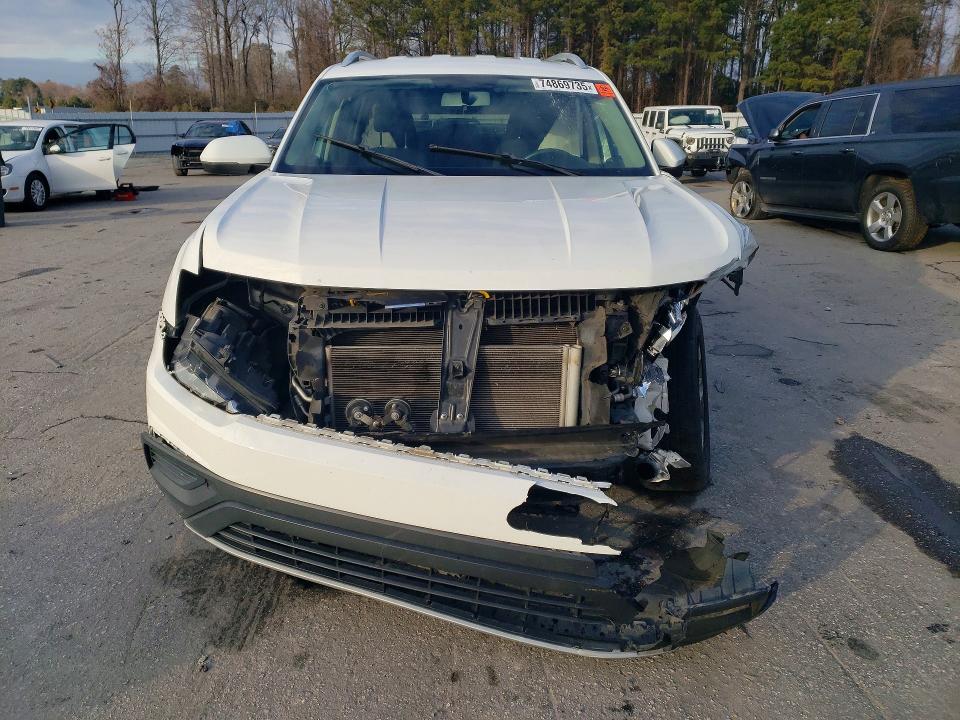 Photo 5 from auction – 2018 VOLKSWAGEN ATLAS with VIN 1V2AP2CA5JC600852