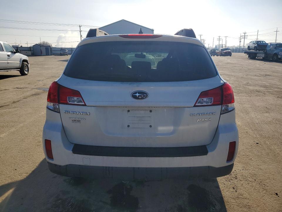 Photo 6 from auction – 2014 SUBARU OUTBACK with VIN 4S4BRBCCXE3309041