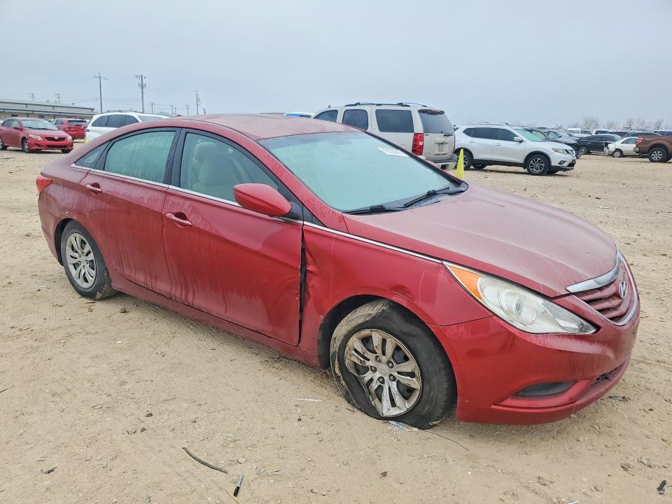 Photo 4 from auction – 2013 HYUNDAI SONATA with VIN 5NPEB4AC0DH611395