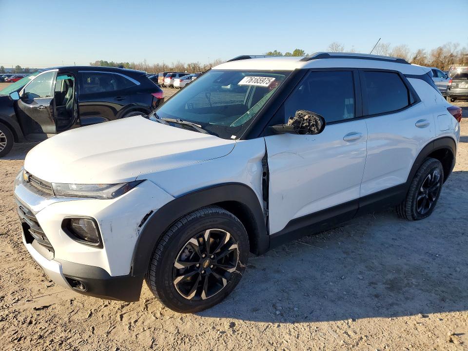 CHEVROLET TRAILBLAZER 2021 with VIN KL79MPS23MB153983 - Photo from auction