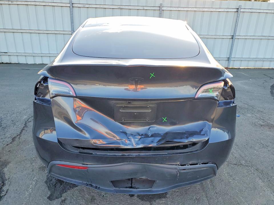 Photo 6 from auction – 2024 TESLA MODEL Y with VIN 7SAYGDED4RF123853
