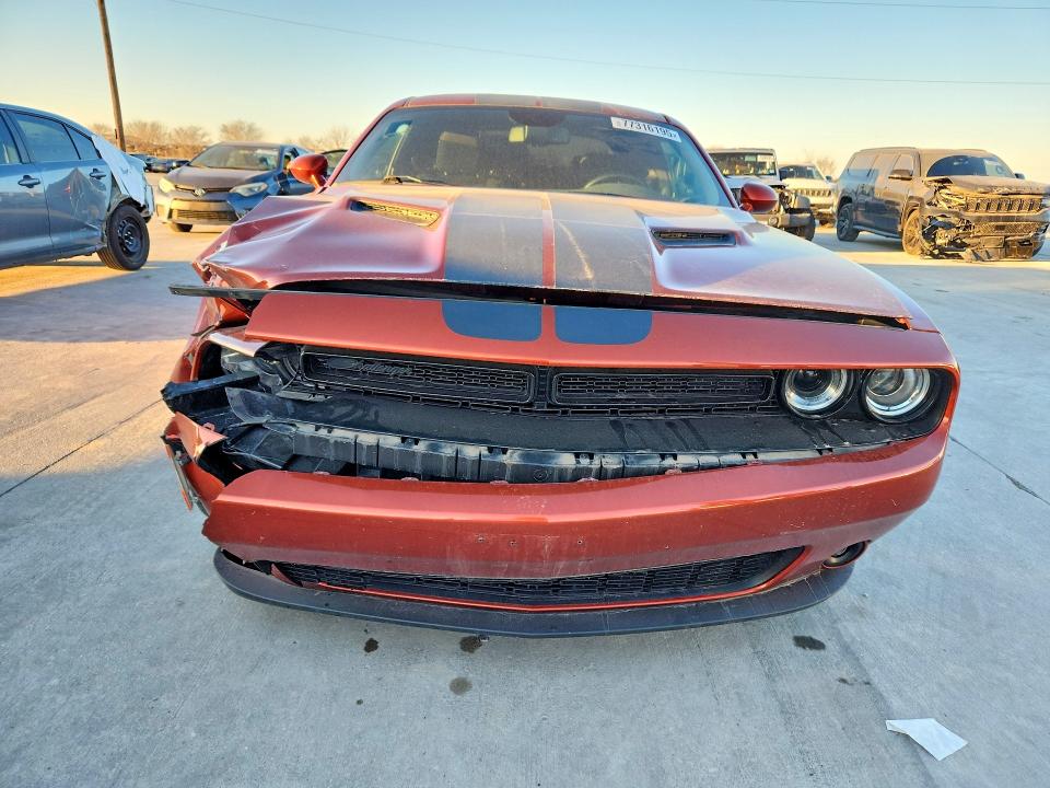 Photo 5 from auction – 2021 DODGE CHALLENGER with VIN 2C3CDZAG2MH586644