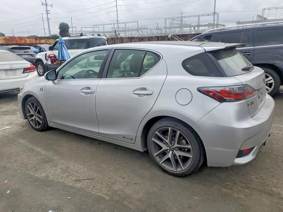 Photo 2 from auction – 2016 LEXUS CT 200 with VIN JTHKD5BH4G2252344