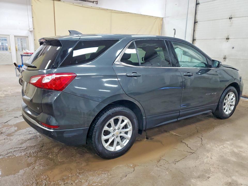 Photo 3 from auction – 2018 CHEVROLET EQUINOX with VIN 2GNAXJEV8J6233795
