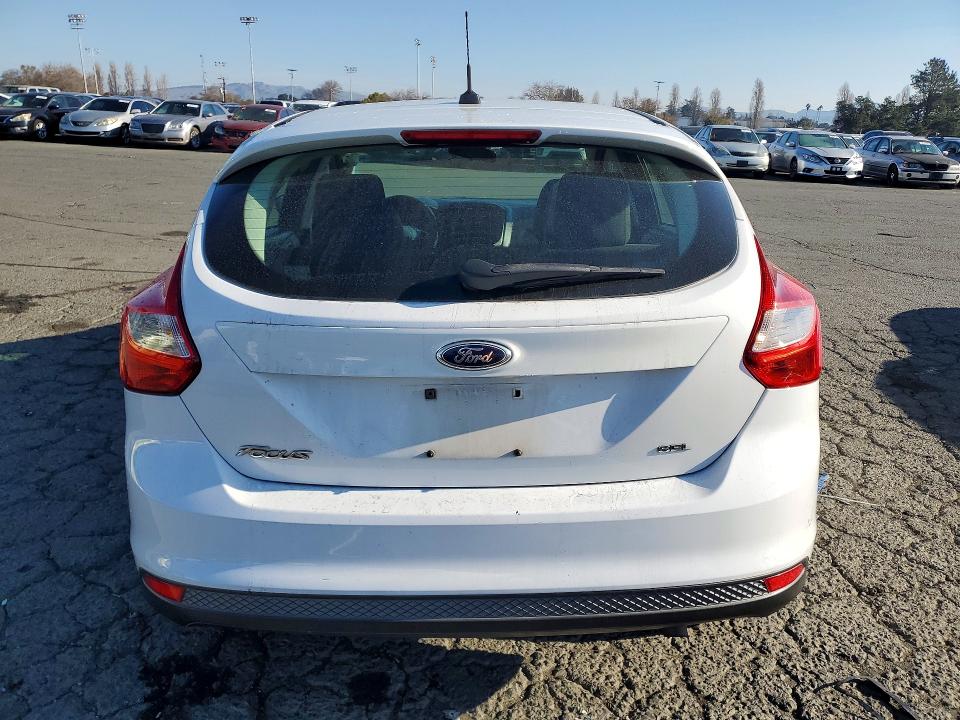 Photo 6 from auction – 2012 FORD FOCUS with VIN 1FAHP3M25CL416534