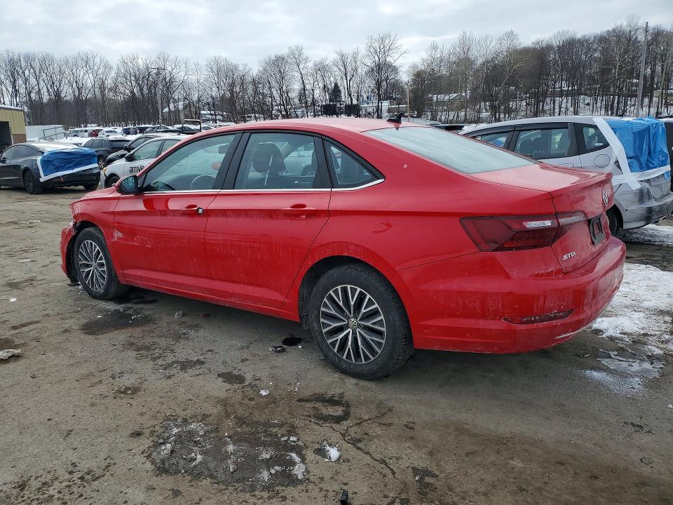 Photo 2 from auction – 2021 VOLKSWAGEN JETTA with VIN 3VWC57BU8MM104145