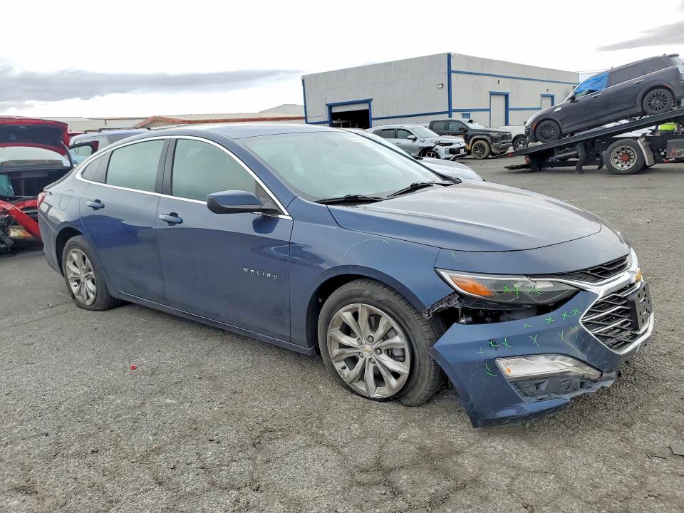 Photo 4 from auction – 2022 CHEVROLET MALIBU with VIN 1G1ZD5STXNF180780