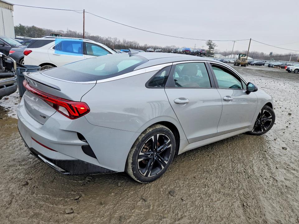 Photo 3 from auction – 2021 KIA K5 with VIN 5XXG64J23MG019019