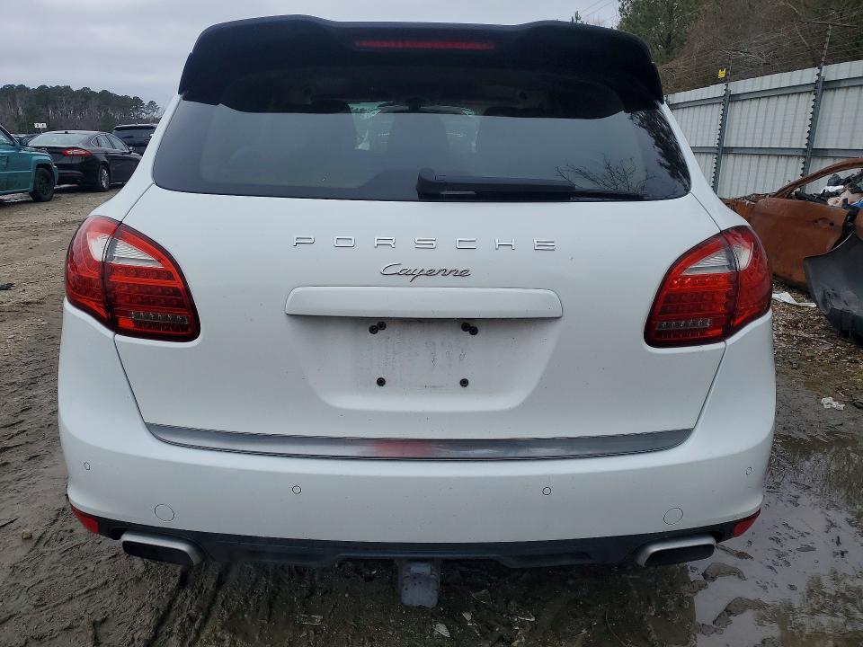 Photo 6 from auction – 2012 PORSCHE CAYENNE with VIN WP1AA2A21CLA09580