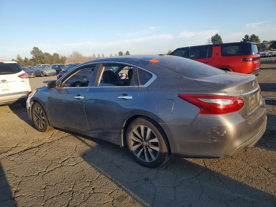 Photo 2 from auction – 2018 NISSAN ALTIMA 2.5 with VIN 1N4AL3AP1JC156157