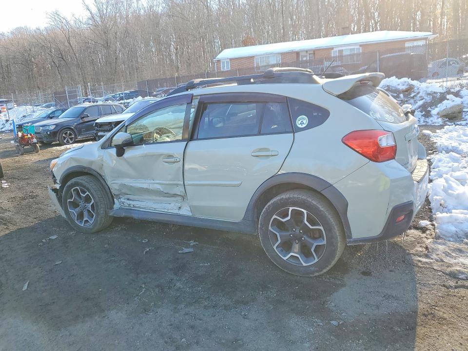 Photo 2 from auction – 2015 SUBARU XV CROSSTR with VIN JF2GPAPC2F8271637