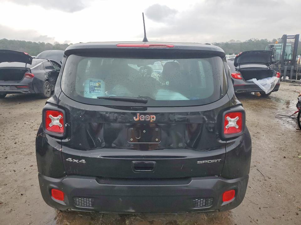 Photo 6 from auction – 2022 JEEP RENEGADE with VIN ZACNJDA10NPN50797