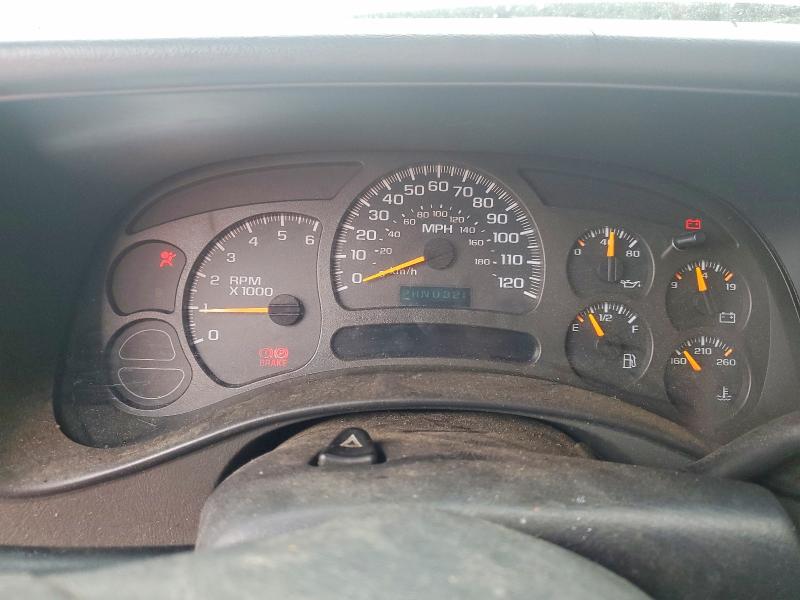 Photo 9 from auction – 2004 CHEVROLET SILVERADO with VIN 2GCEC19T341185557
