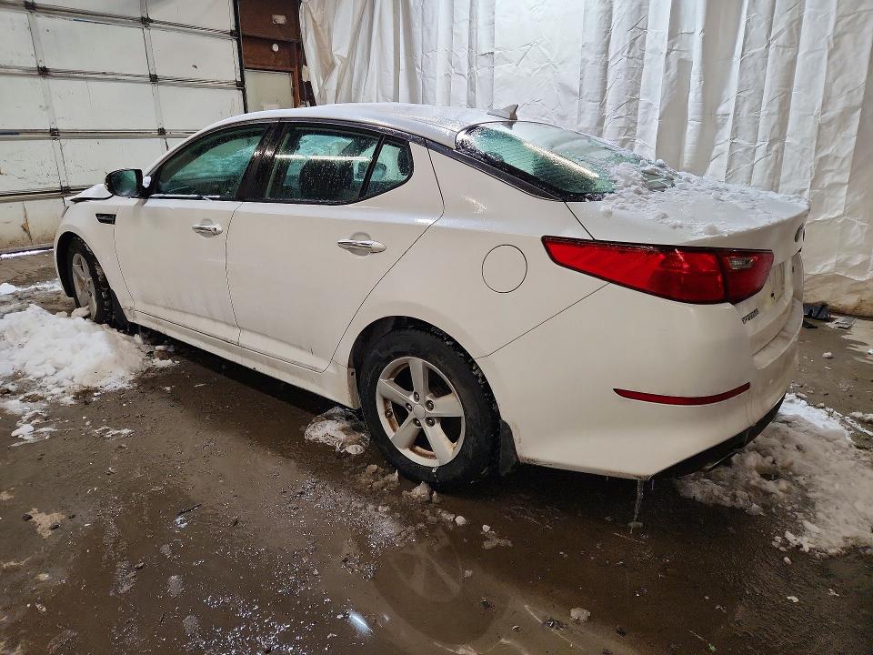 Photo 2 from auction – 2015 KIA OPTIMA with VIN KNAGM4A7XF5663011