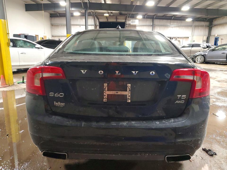 Photo 6 from auction – 2015 VOLVO S60 PREMIE with VIN YV1612TK8F1344950