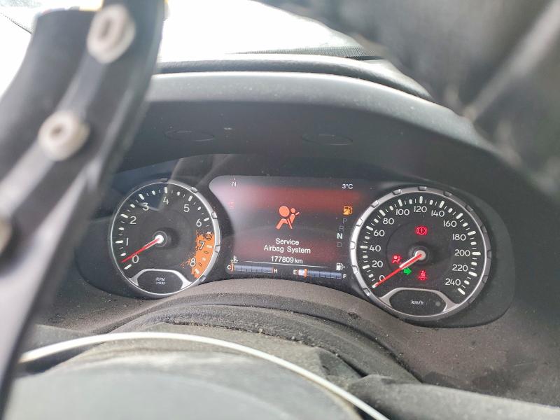 Фото 9 с аукциона – 2017 JEEP RENEGADE с VIN ZACCJBBB3HPF44826