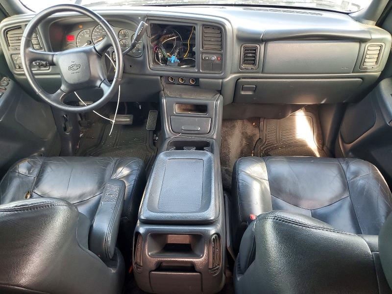 Photo 8 from auction – 2002 CHEVROLET AVALANCHE with VIN 3GNEK13T62G130737