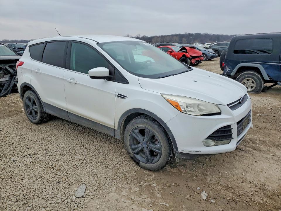 Photo 4 from auction – 2015 FORD ESCAPE with VIN 1FMCU9GX1FUB48888
