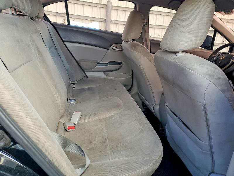 Photo 10 from auction – 2012 HONDA CIVIC with VIN 2HGFB2F53CH331076