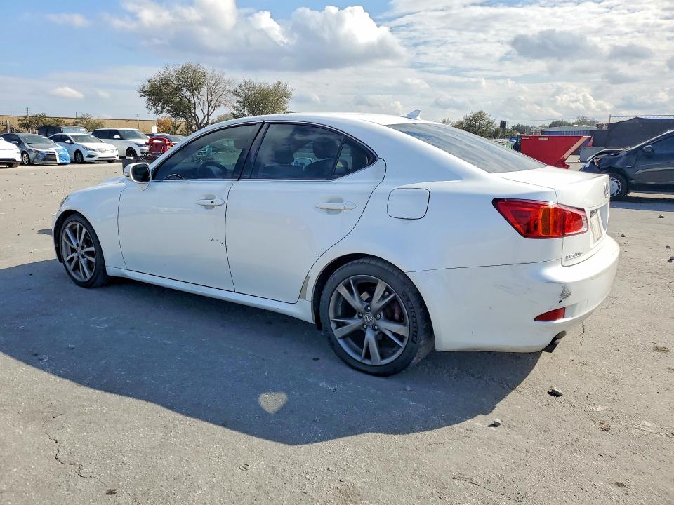 Photo 2 from auction – 2010 LEXUS IS 250 with VIN JTHBF5C23A2094557