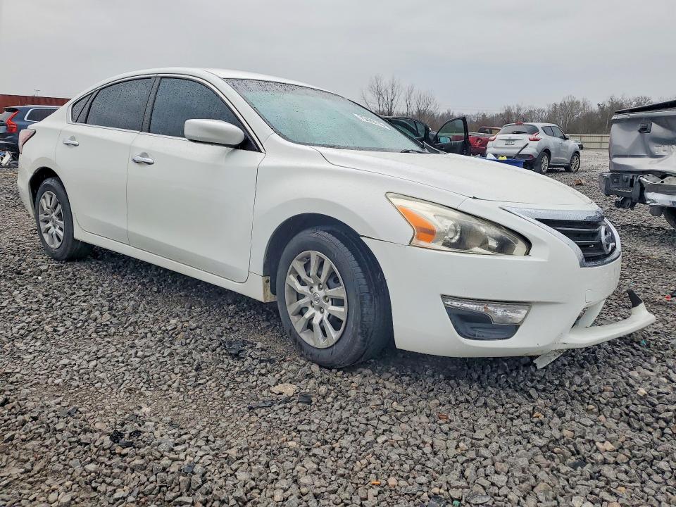 Photo 4 from auction – 2015 NISSAN ALTIMA with VIN 1N4AL3AP2FN387595