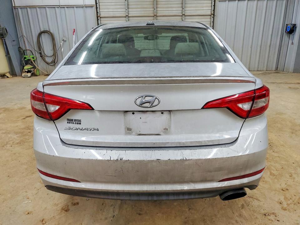 Photo 6 from auction – 2016 HYUNDAI SONATA SE with VIN 5NPE24AF7GH311514