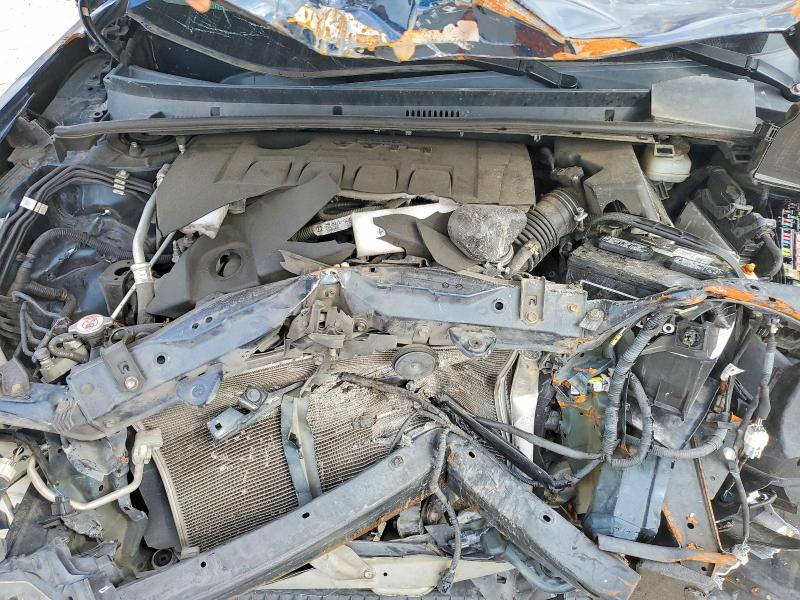 Zdjęcie 11 z aukcji – 2018 TOYOTA COROLLA z VIN 2T1BURHE1JC990701