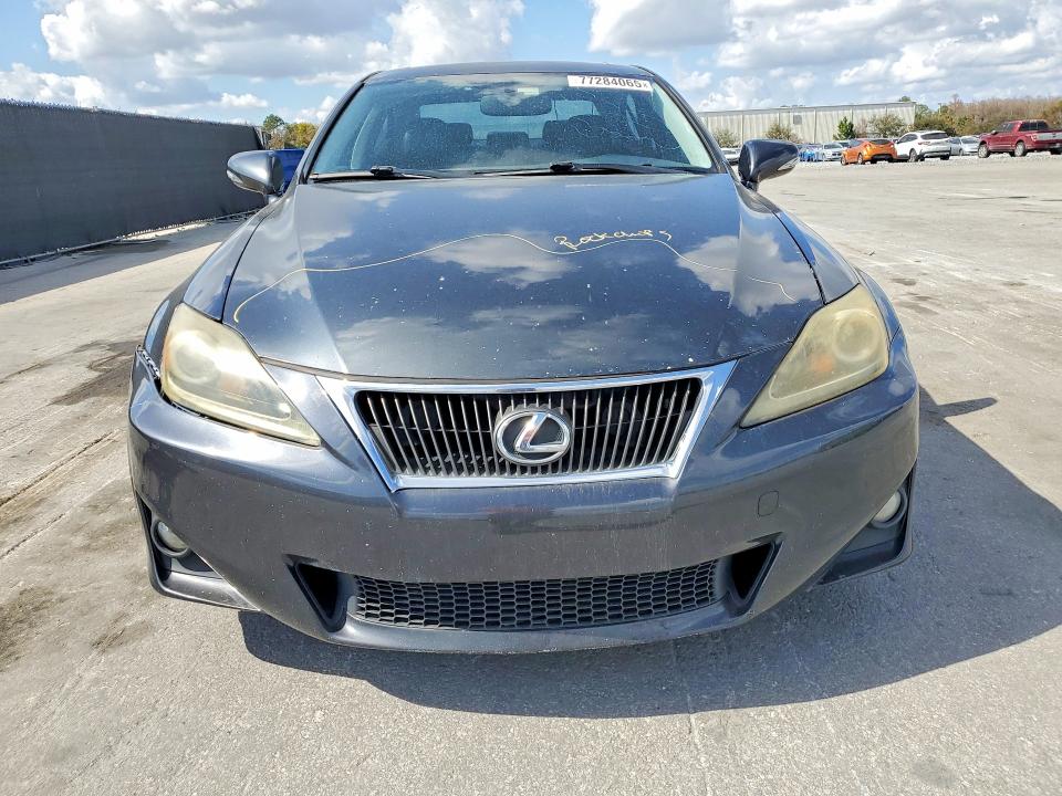 Photo 5 from auction – 2011 LEXUS IS with VIN JTHBF5C24B5147122