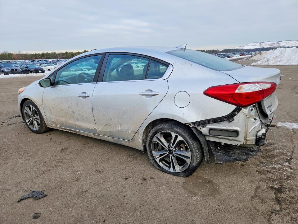 Photo 2 from auction – 2016 KIA FORTE EX with VIN KNAFZ4A82G5616627