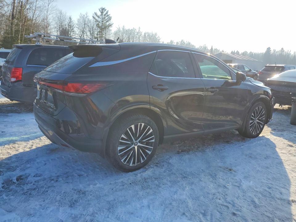 Photo 3 from auction – 2024 LEXUS RX 350 BAS with VIN 2T2BAMCA2RC063729