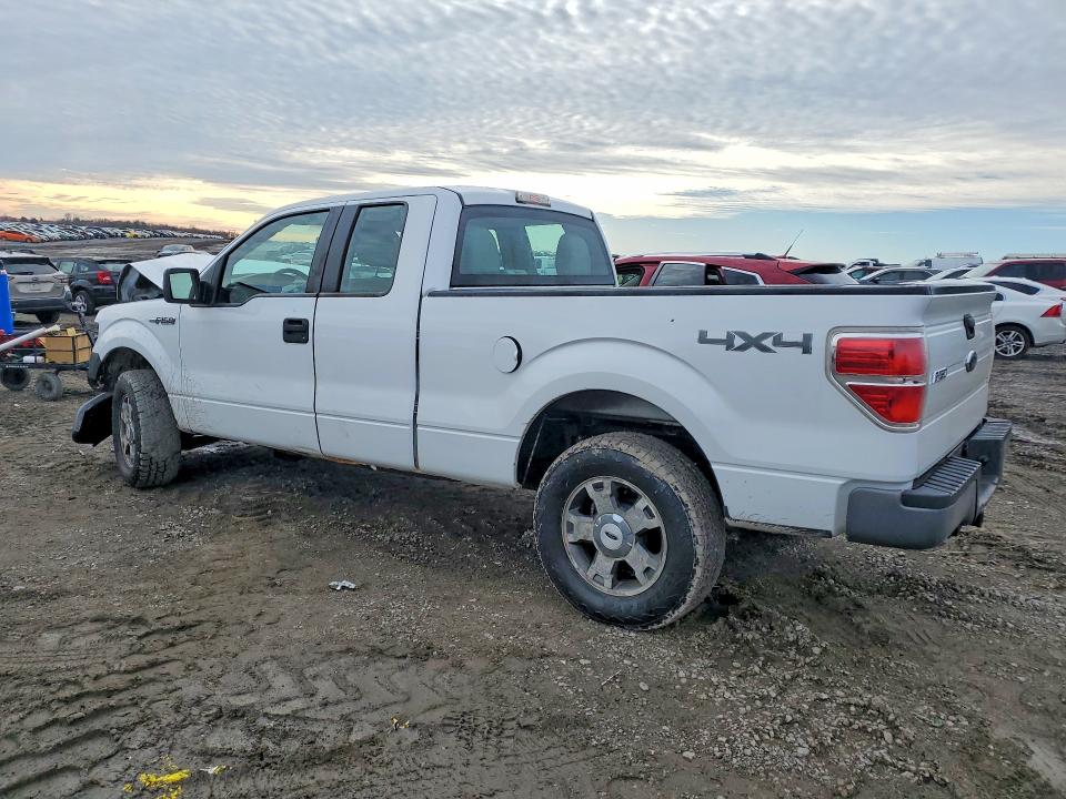 Foto 2 de la subasta – 2010 FORD F150 con VIN 1FTEX1E83AFC92148
