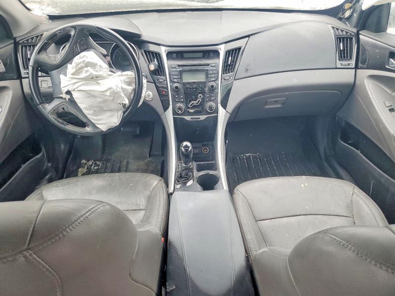Photo 8 from auction – 2013 HYUNDAI SONATA with VIN 5NPEC4AB3DH728117