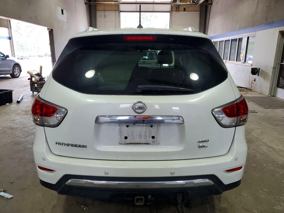 Photo 6 from auction – 2015 NISSAN PATHFINDER with VIN 5N1AR2MMXFC608551