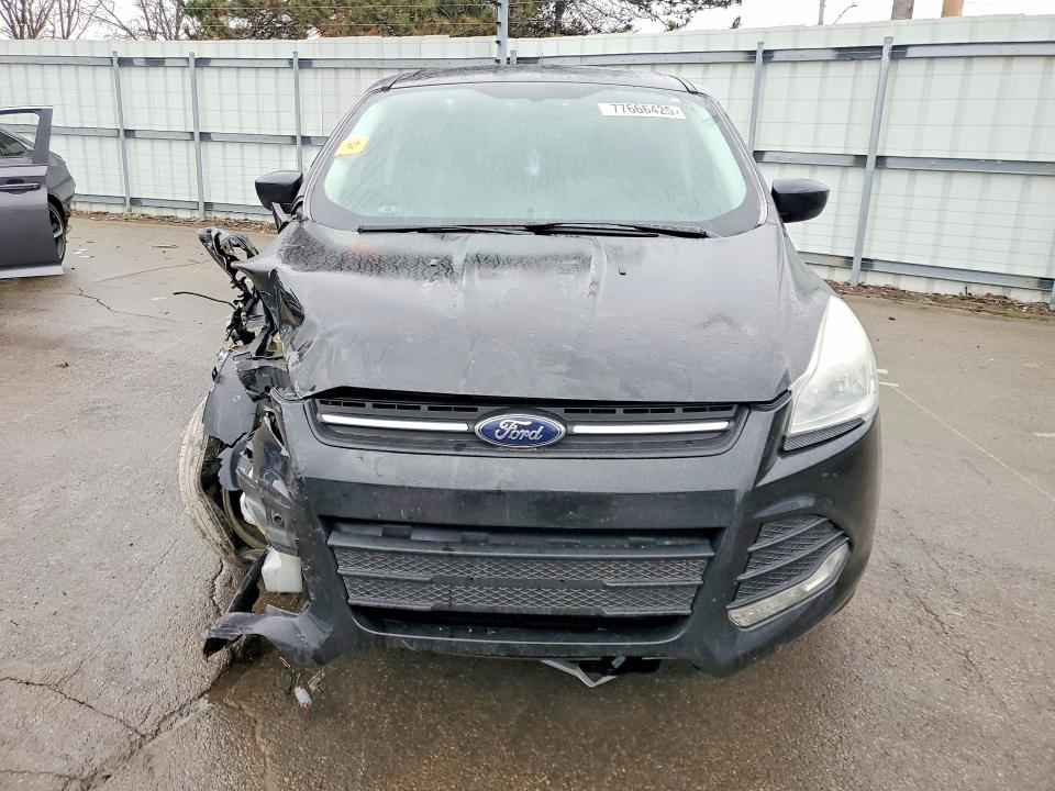 Photo 5 from auction – 2015 FORD ESCAPE with VIN 1FMCU0GX5FUB01682