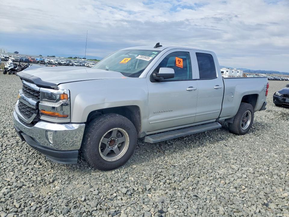 CHEVROLET SILVERADO 2018 with VIN 1GCRCREC7JZ259314 - Photo from auction