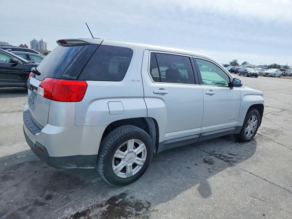 Photo 3 from auction – 2015 GMC TERRAIN SL with VIN 2GKALMEK0F6387800