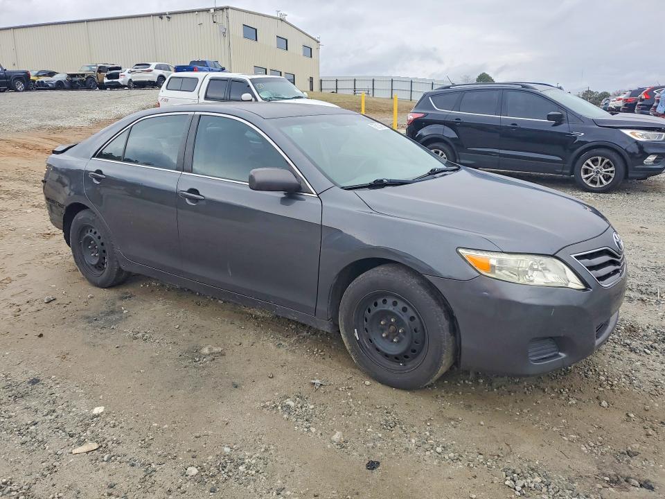 Photo 4 from auction – 2010 TOYOTA CAMRY BASE with VIN 4T1BF3EKXAU039204
