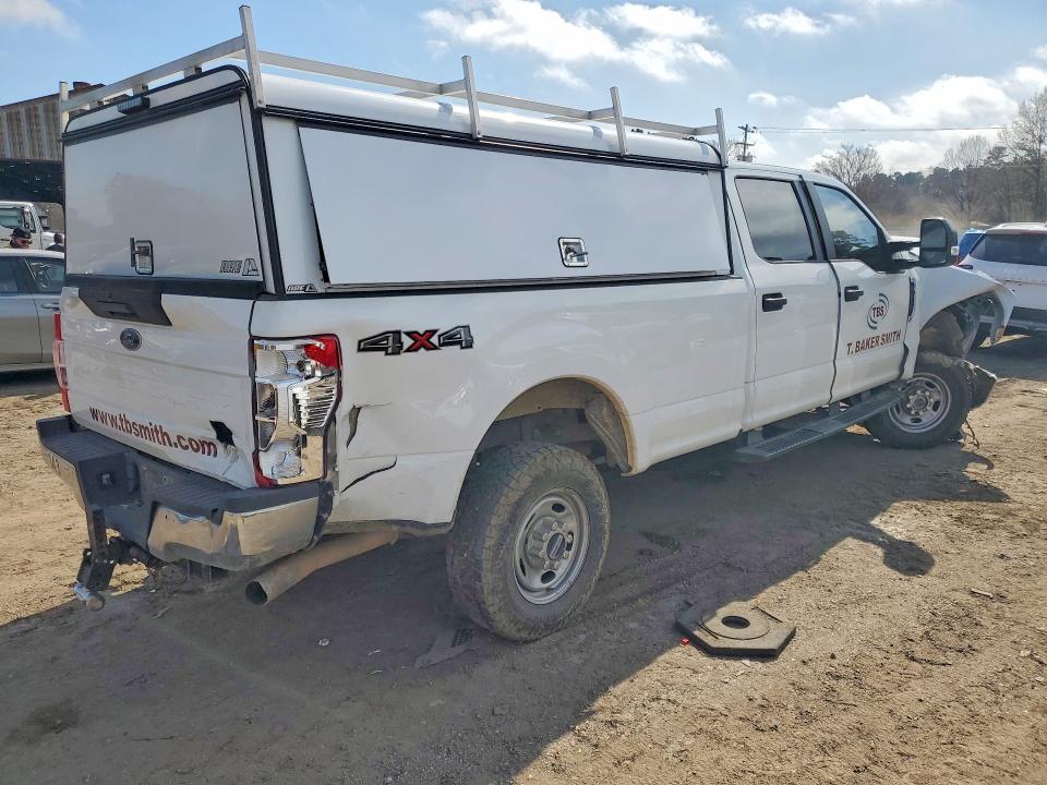 Photo 3 from auction – 2022 FORD F-250 with VIN 1FT7W2B66NEE32483