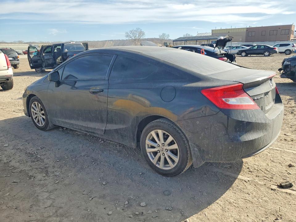 Photo 2 from auction – 2012 HONDA CIVIC LX with VIN 2HGFG3B8XCH501747