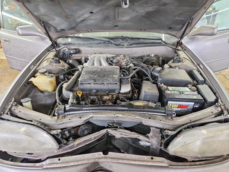 Photo 11 from auction – 1995 TOYOTA CAMRY with VIN 4T1GK12E3SU090453