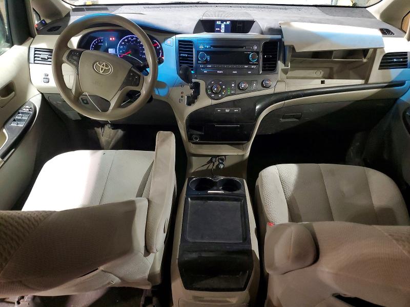 Photo 8 from auction – 2011 TOYOTA SIENNA with VIN 5TDKK3DC3BS046530