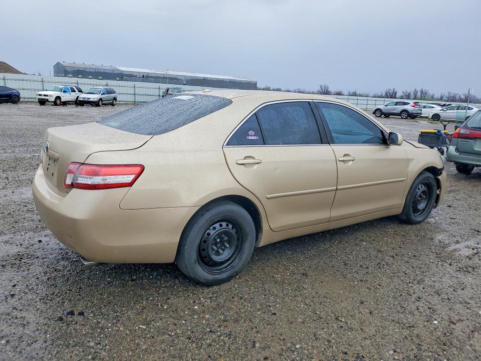 Photo 3 from auction – 2011 TOYOTA CAMRY SE with VIN 4T1BK3EK1BU120251