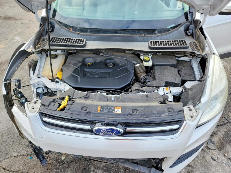 Photo 12 from auction – 2016 FORD ESCAPE with VIN 1FMCU9J95GUA67050