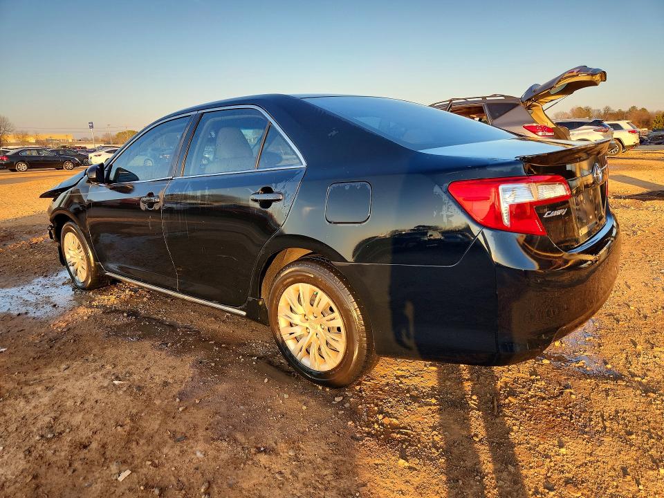 Photo 2 from auction – 2014 TOYOTA CAMRY L with VIN 4T1BF1FK7EU354440