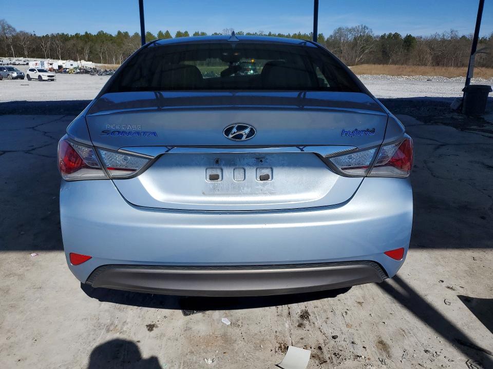 Photo 6 from auction – 2013 HYUNDAI SONATA with VIN KMHEC4A44DA064639