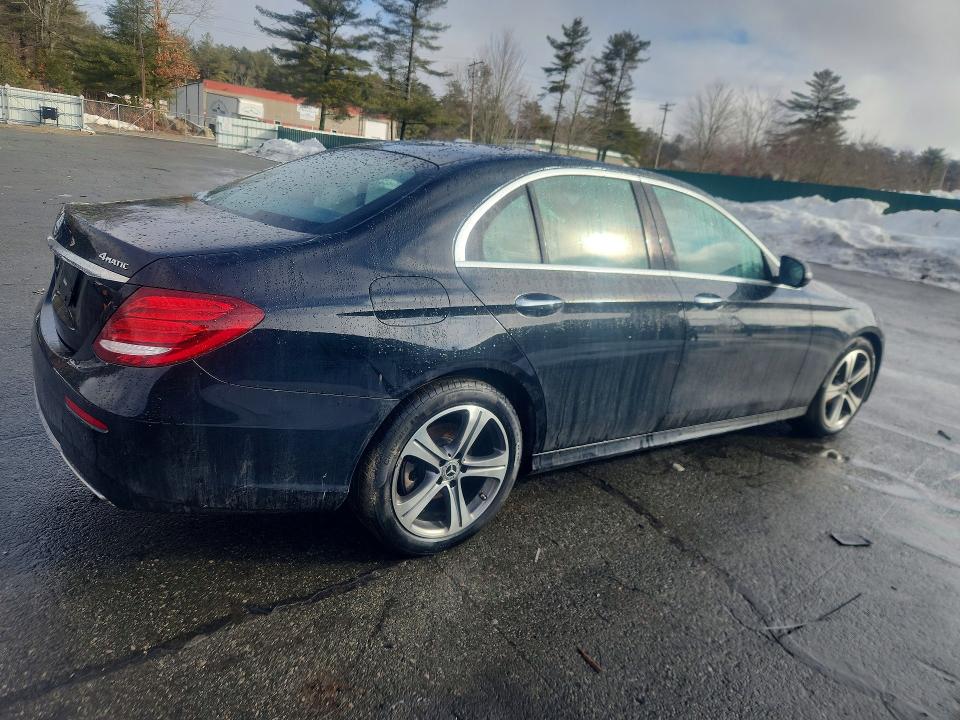 Photo 3 from auction – 2019 MERCEDES-BENZ E with VIN WDDZF4KB6KA596181