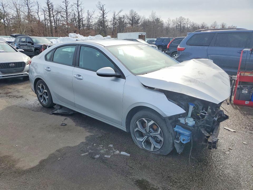 Photo 4 from auction – 2021 KIA FORTE with VIN 3KPF24AD8ME341415
