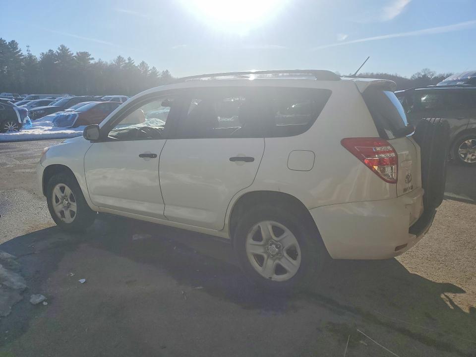 Photo 2 from auction – 2011 TOYOTA RAV4 with VIN 2T3KF4DV8BW087777