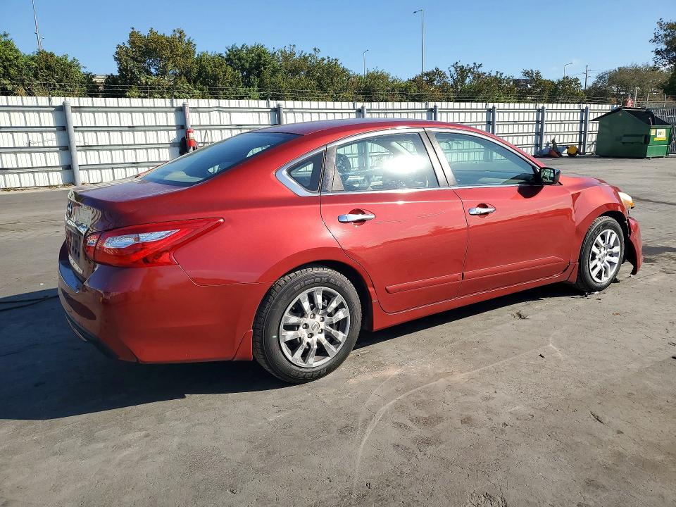Photo 3 from auction – 2016 NISSAN ALTIMA 2.5 with VIN 1N4AL3AP5GC286046